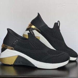 Skechers Slip-ins Mark Nason: A Wedge - Crecent, Size 6.5